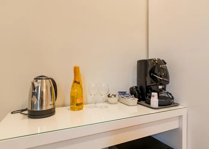 Piazza San Domenico Luxury 3* Неаполь