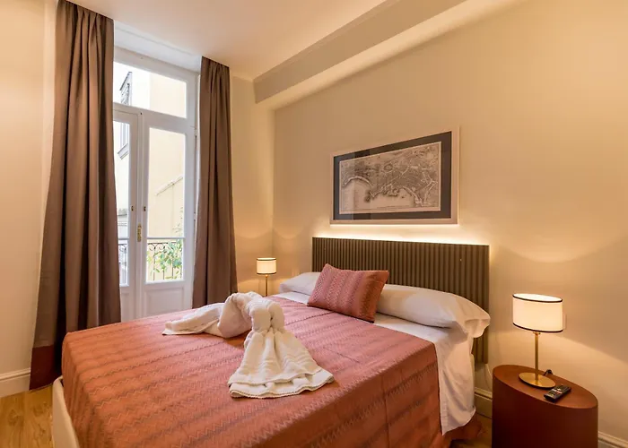 Piazza San Domenico Luxury Гостевой дом Неаполь